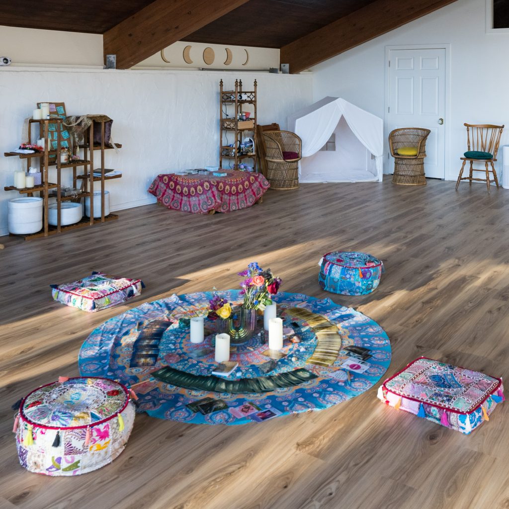 016-Nicole Harlot_199 Fiddlers Elbow Rd Phillipsburg - cropped_Original - Swedenborg Foundation